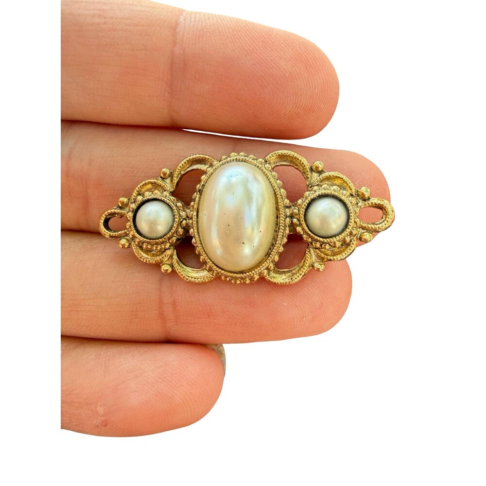 Vintage 1928 Gold Tone Bar Pin Pearl Pin Triple Pearl Brooch